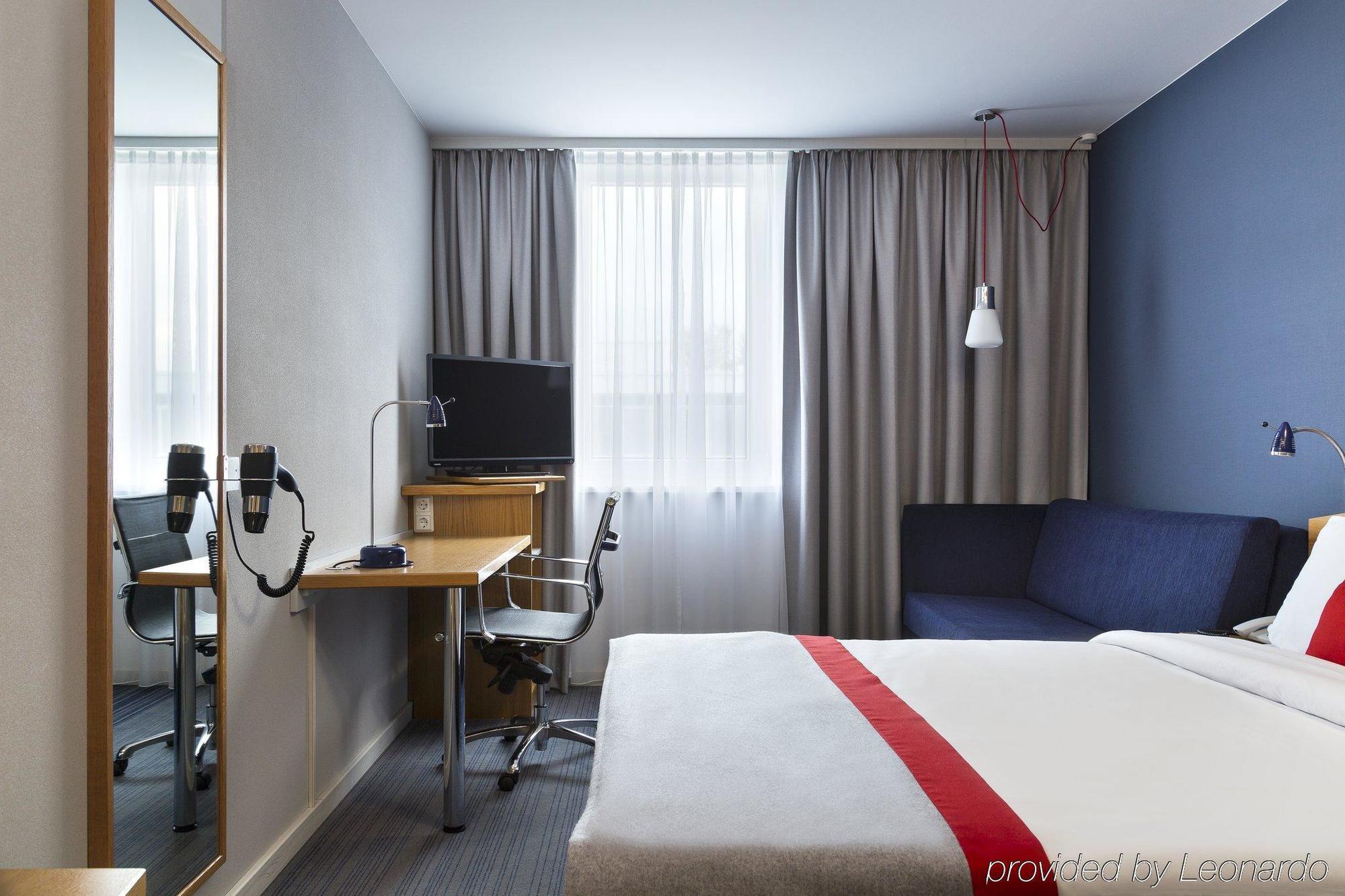 Express Cologne By Ihg Hotel Troisdorf